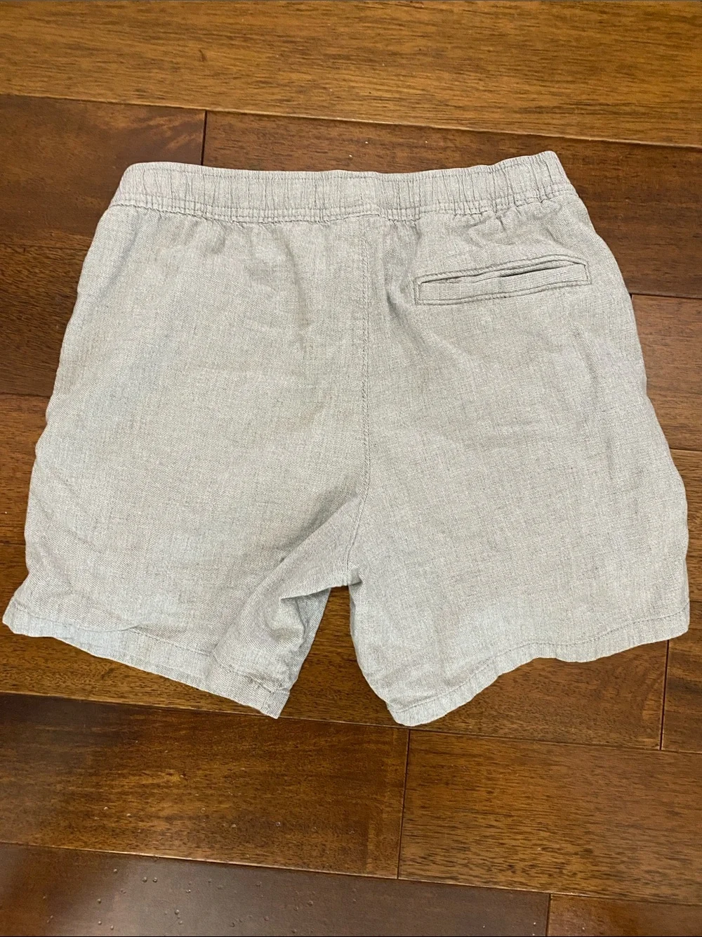 Hollister Men’s Light Gray Drawstring Linen-Blend Shorts